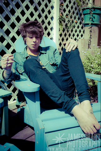 tumblr_mhr84vquv21r0i9t4o1_400_large.png